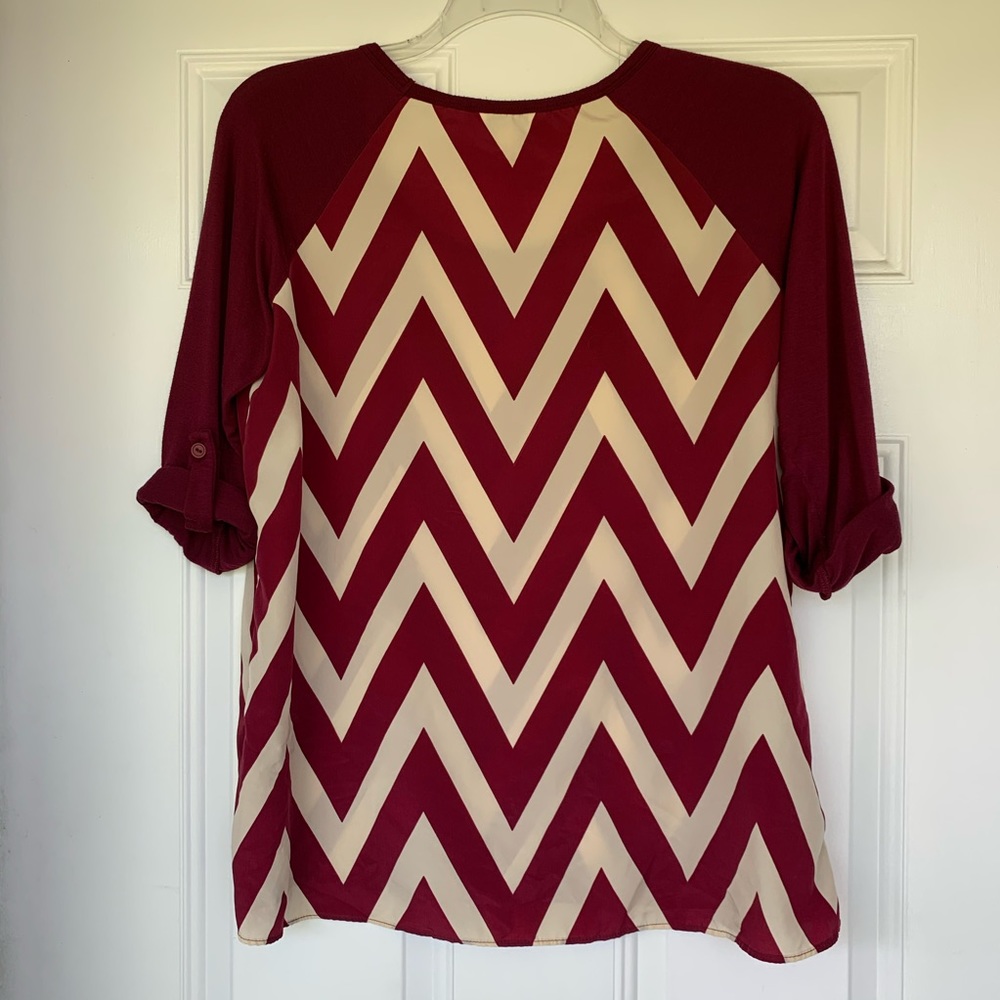 Charming Charlie Chevron Roll-Tab Top-size Large - Picture 7 of 10